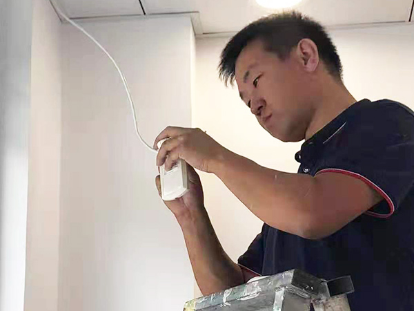 為什么選擇陜西鑫安安防聯(lián)網(wǎng)報警服務？看這里，多少人感動了
